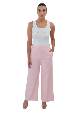 High waisted wide leg pink pant with side pockets.